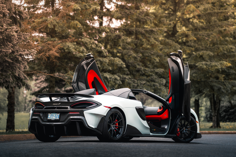 Illustration for article titled What It's Really Like To Daily Drive A Modern Supercar